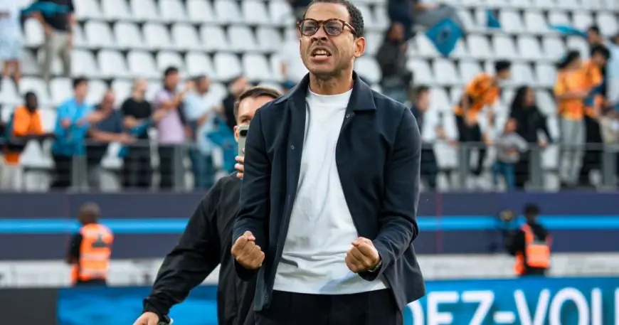 المدرب روسينيور يشعل أزمة نارية في الدوري الفرنسي بعد استفزازه لفريقه السابق