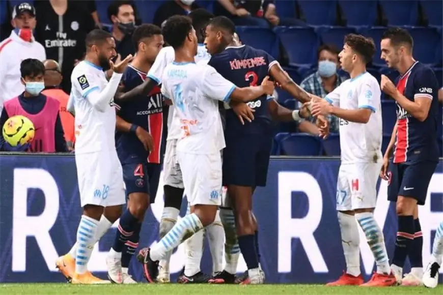 قمة كلاسيكو الدوري الفرنسي الملتهبة تجمع بين مارسيليا وباريس سان جيرمان