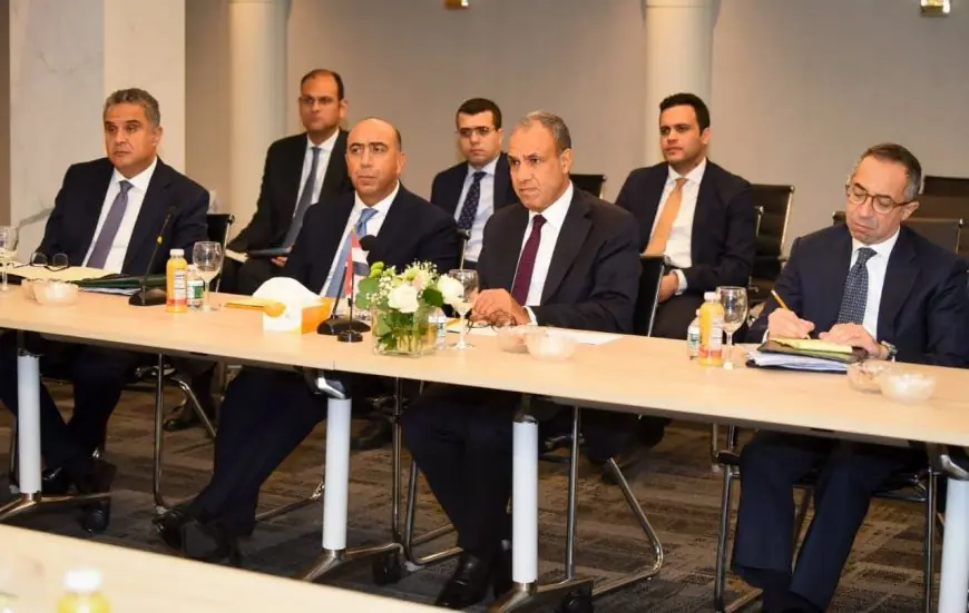 وزير الخارجية يجتمع مع مرشحة غويانا لتولي منصب سكرتير عام الأمم المتحدة