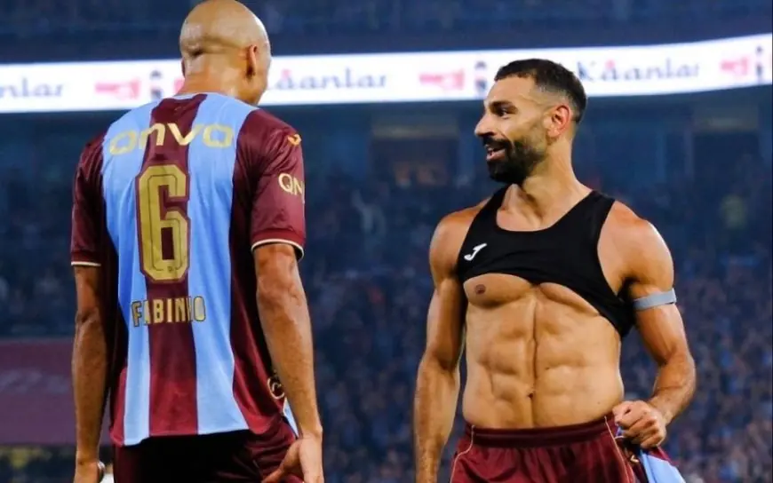 فابينيو يثني على أداء محمد صلاح المبهر بعد ثلاثية جالاتا سراي ويؤكد اعتياده على رؤية هذه المستويات العالية