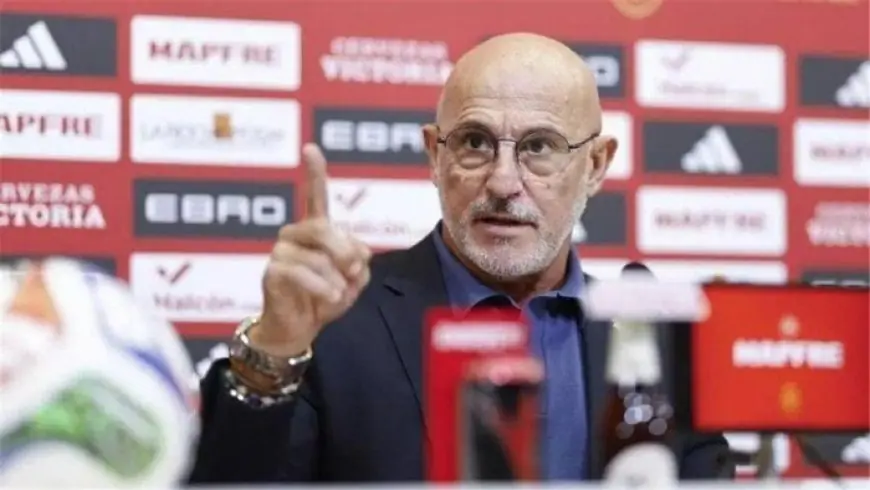 لويس دي لا فوينتي يمدد عقده مع منتخب إسبانيا حتى عام 2032