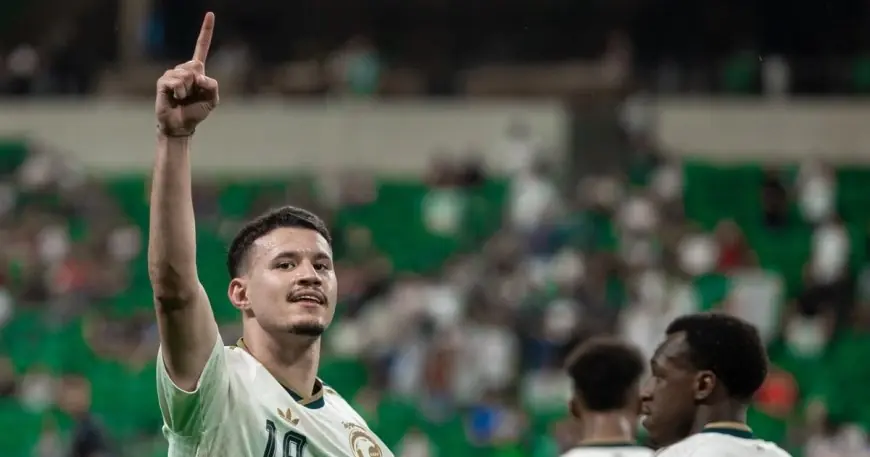 الأخوين أبو الشامات يقودان تشكيل السعودية لمواجهة الكويت في خليجي 27