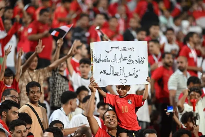 جماهير مصر تهتف بقوة لدعم منتخبها أمام أنجولا في تصفيات كأس أمم أفريقيا