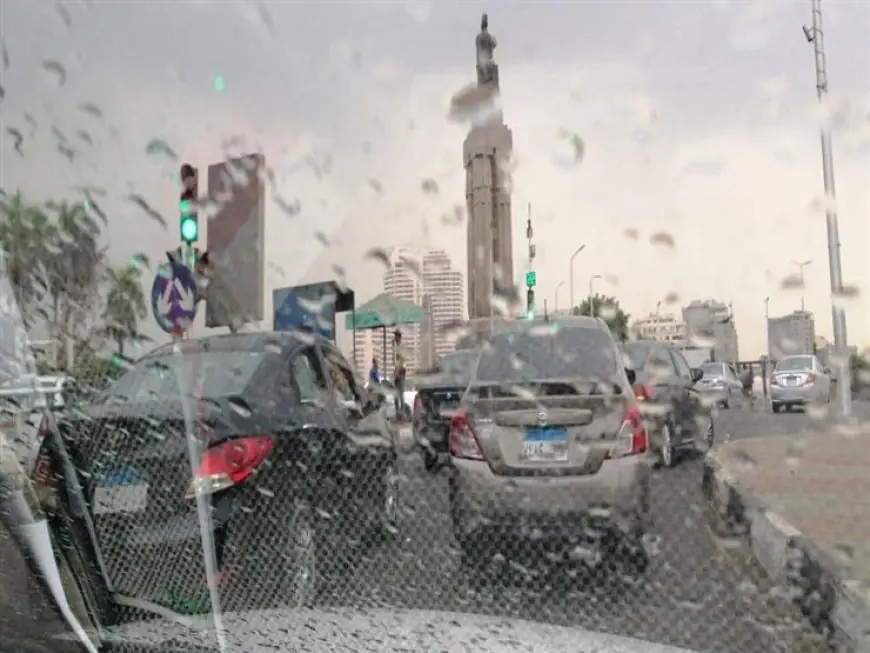 الأرصاد تحذر: أمطار غزيرة ورياح محملة بالرمال في الساعات المقبلة