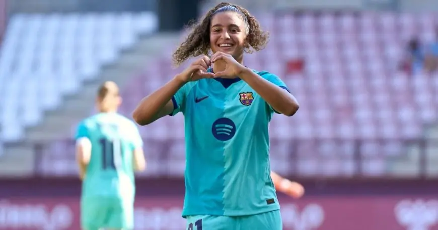 المغربية ميساء باها تقترب من الكرة الذهبية بشهادة نجمة برشلونة