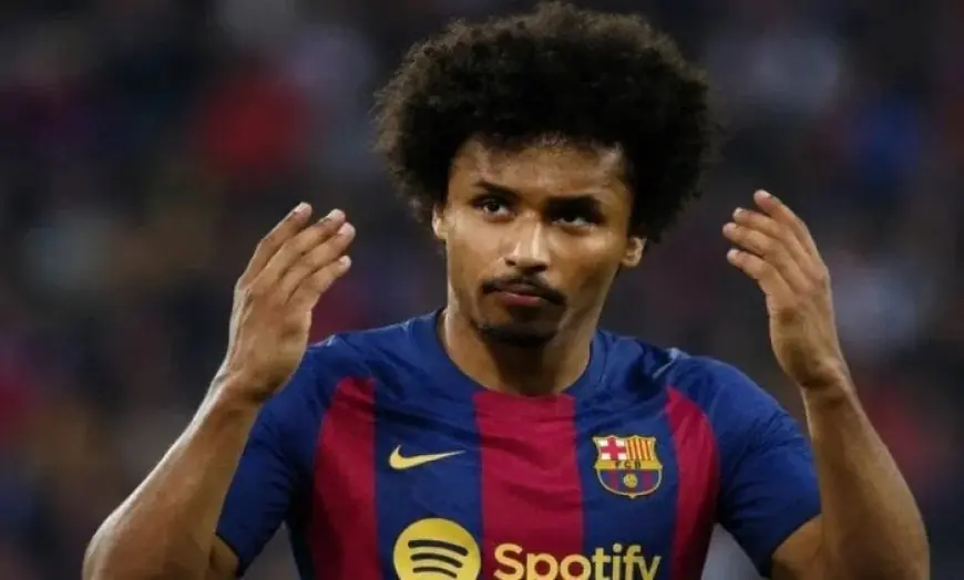 أديمي يعود إلى برشلونة مبكرًا بعد انتهاء مهمته مع المنتخب الألماني