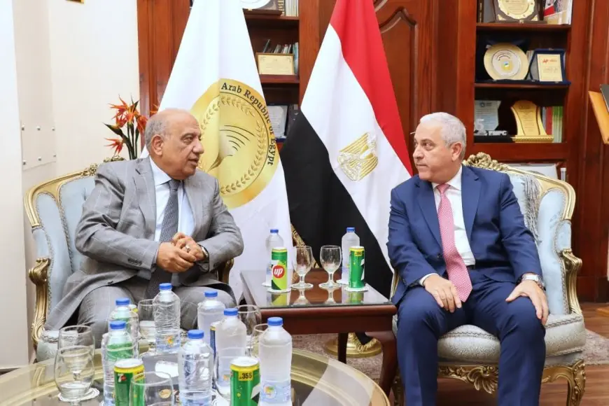 وزير الكهرباء يكشف: استرداد 29 مليار جنيه من سرقات الكهرباء لتعزيز حق الدولة