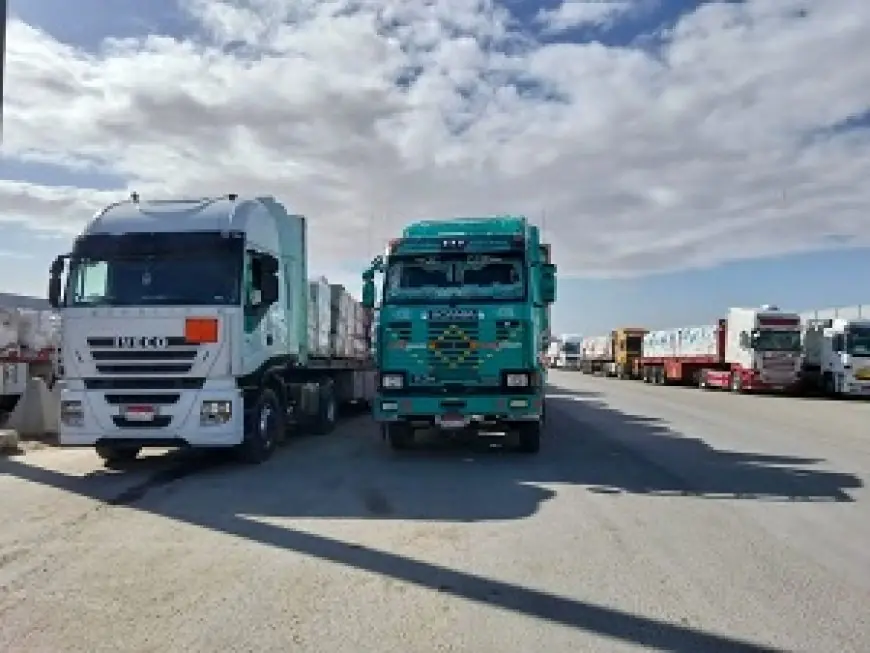 الهلال الأحمر يستمر في دعم غزة بمساعدات إنسانية حيوية بالأطنان