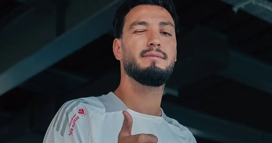 رد بن سبعيني بإيماءة ساخرة على مغادرته معسكر منتخب الجزائر