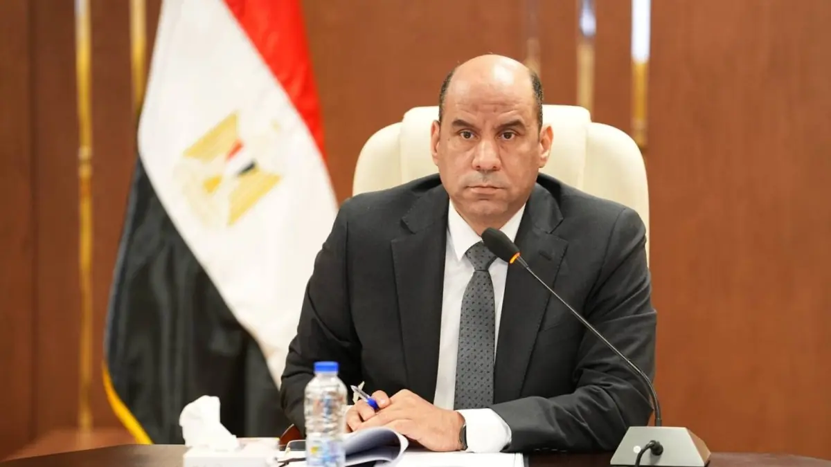 وزير العمل يكشف في منتدى مصر عن تنظيمات لحماية العاملين وتقليل العمالة غير الرسمية إلى 45%