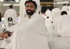 حسين الشحات يقوم بأداء مناسك العمرة المباركة