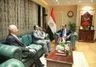 وزير الصحة يناقش مع الوزير العراقي توطين الأدوية وتبادل الخبرات في تشغيل المستشفيات