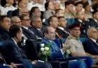 الرئيس السيسي: التليفونات سلاح ذو حدين إما حسنة جارية أو سيئة جارية