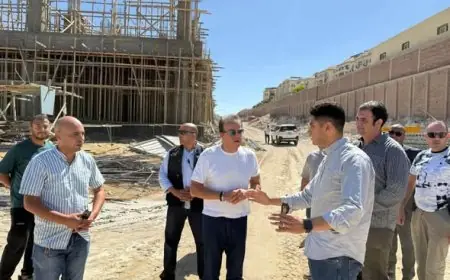 وزير الصحة يزور مشروع مستشفى العلمين الجديدة ويشدد على الالتزام بالجدول الزمني