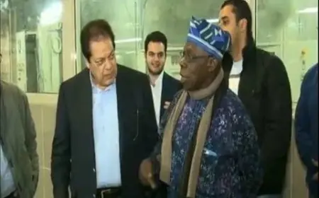 أحمد موسى يفضح كواليس اجتماع أبو العينين مع الرئيس السابق لنيجيريا