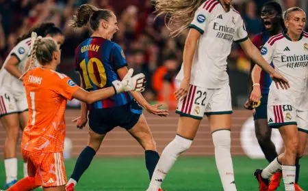 برشلونة يحقق انتصارًا ساحقًا على ريال مدريد 7-0 في كلاسيكو السيدات