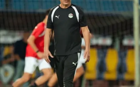 كواليس لقاء حسام حسن مع لاعبي المنتخب المصري بعد الهزيمة من جنوب أفريقيا