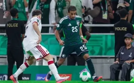السعودية تحتفل بتتويجها بكأس الخليج للمرة الرابعة بعد انتصارها على الإمارات بهدفين دون رد «فيديو»
