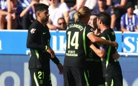 أتلتيكو مدريد يحقق فوزًا دراماتيكيًا على ألافيس ويواصل ملاحقته لبرشلونة في الدوري الإسباني