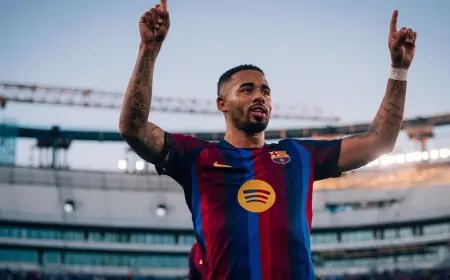 غابرييل جيسوس يكشف عن سر التألق: اللعب مع زملاء برشلونة يحقق السهولة والانتصارات