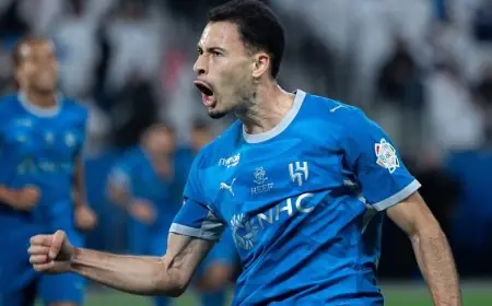 الهلال يتألق في الكلاسيكو ويستعيد صدارة الدوري السعودي بعد الفوز على الاتحاد