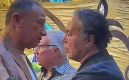 محمود الخطيب ونجوم الزمالك في جنازة نصر إبراهيم نجم القلعة البيضاء السابق