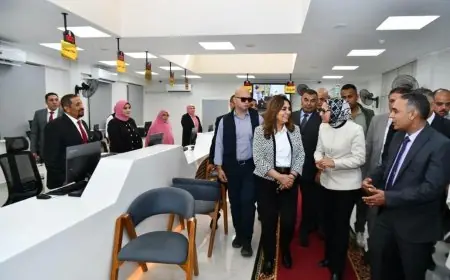 وزيرة التنمية المحلية ومحافظ الوادي الجديد تفتتحان مركزاً تكنولوجياً متطوراً في الوادي الجديد