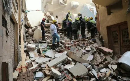 محافظ القاهرة يعلن استمرار جهود فرق الإنقاذ في البحث عن ناجين من عقار حدائق القبة
