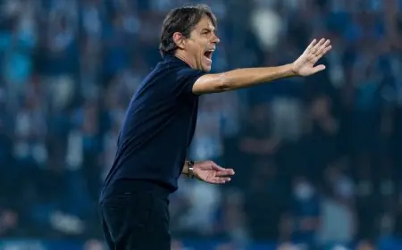 إنزاغي يمجد لاعبي الهلال ويُبرز مرونة مارتينيلي المدهشة