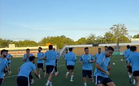 بيراميدز يبدأ استعداداته بلقاء المريخ بنتيو بمرانه الأول في جوبا