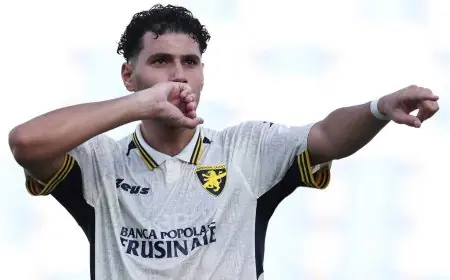 بمشاركة عمر فايد فروزينوني يكتسح ساسولو برباعية في الدوري الإيطالي