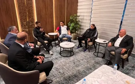 وزير الرياضة يستقبل بطل العالم مصطفى حسين في مطار القاهرة بعد فوزه بذهبية المصارعة الرومانية