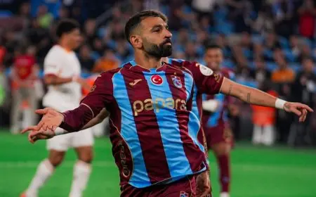 محمد صلاح ملك التخطيط والكشف عن شغفه بلعبة الشطرنج