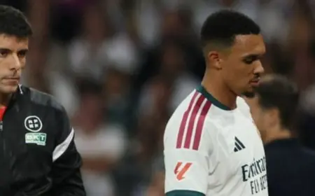 هل يشهد ليفربول عودة أرنولد بعد تجاهل مورينيو
