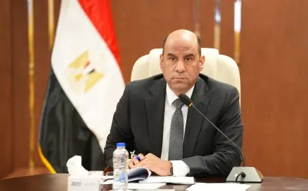 وزير العمل يكشف في منتدى مصر عن تنظيمات لحماية العاملين وتقليل العمالة غير الرسمية إلى 45%
