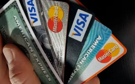 كيفية تجديد البطاقات البنكية لعام 2026 بسهولة: الخطوات والأوراق المطلوبة دون الحاجة لزيارة الفرع مباشرة