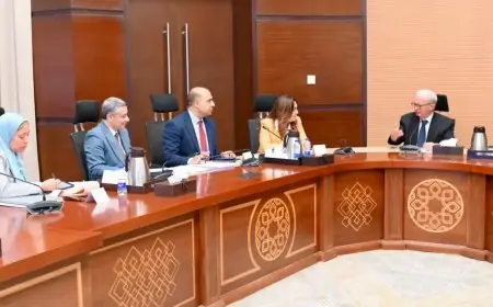 الحكومة تدرس تحسين نظام إدارة المخلفات لزيادة الكفاءة والفعالية