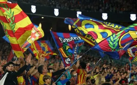 فضيحة تنظيف الأرض بعلم برشلونة تشعل غضب مشجعي الفريق