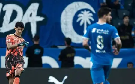 الهلال يحقق فوزاً مثيراً على الفتح بهدفين ويستعيد قمة الدوري السعودي للمحترفين