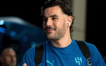 ثيو هيرنانديز يتألق كبطل المباراة بينما باتنا يخيب الآمال في مواجهة الهلال والفتح
