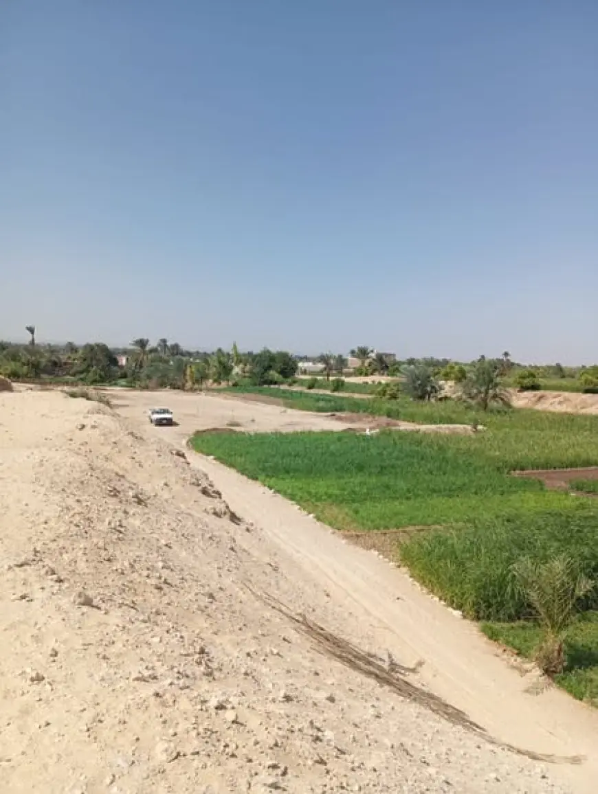 محافظ أسيوط يعلن رفع الاستعداد ومراجعة مخرات السيول لاستقبال موسم الأمطار