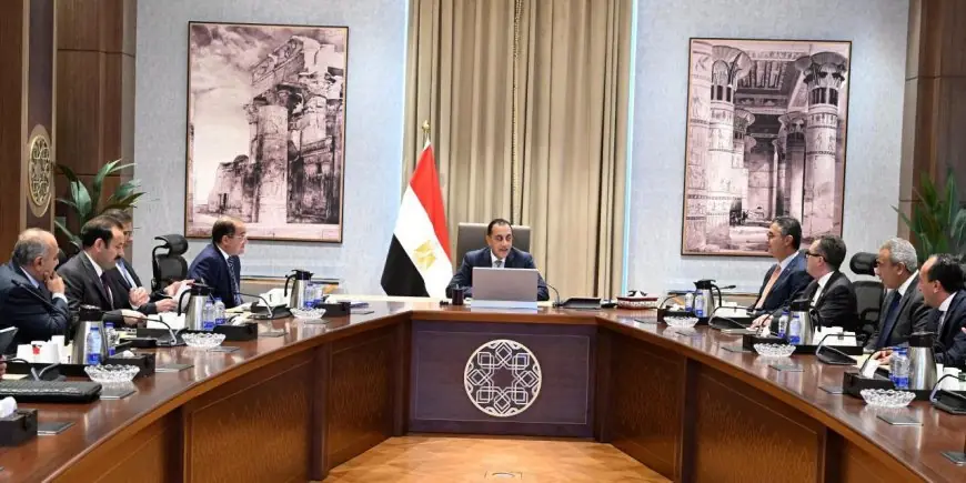 مدبولي يراقب تعزيز مخزون السلع الاستراتيجية واستقرار الأسواق لضمان استدامة الاقتصاد