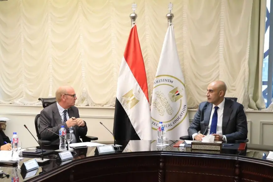 وزير التعليم يناقش تعزيز التعاون مع وفد الوكالة الألمانية GIZ لتعزيز الشراكات التعليمية