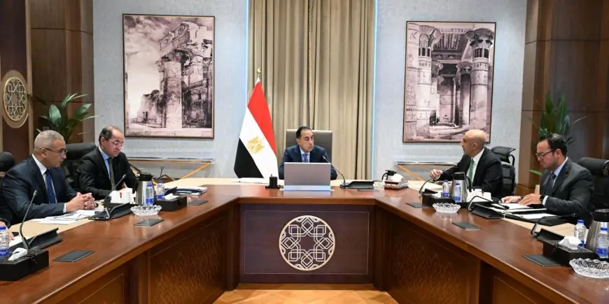 مدبولي يقود تحويل 250 مدرسة إلى نماذج دولية لتخريج طلاب مؤهلين لسوق العمل