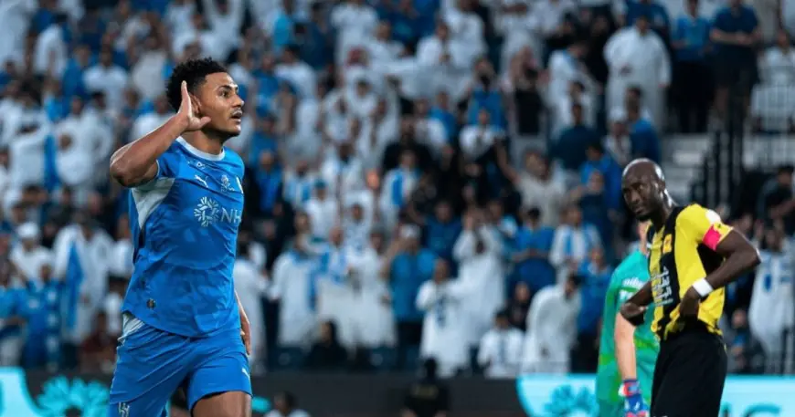 واتكينز يتألق وبيريرا يخيب الآمال في مواجهة الهلال والاتحاد