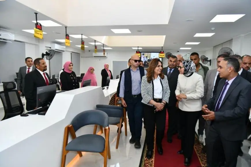 وزيرة التنمية المحلية ومحافظ الوادي الجديد تفتتحان مركزاً تكنولوجياً متطوراً في الوادي الجديد