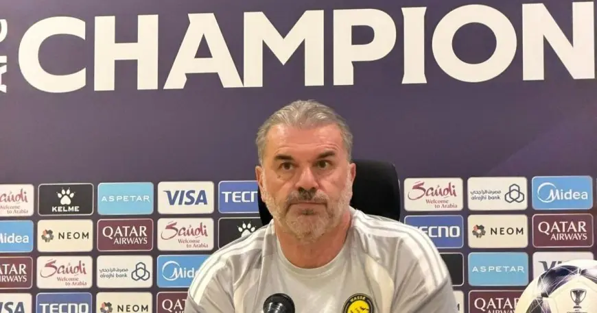 بوستيكوغلو يمتدح جواو فيليكس ويتأهب لتعويض غيابات النصر