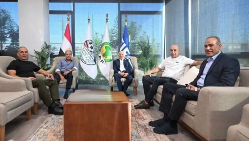 هاني أبو ريدة يلتقي بحسام وإبراهيم حسن لتعزيز استقرار منتخب مصر