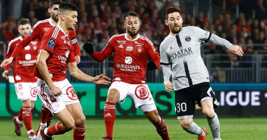 مفاجآت نارية في تشكيلة الأهلي بحضور أشرف داري ضد الزمالك في قمة الدوري المصري