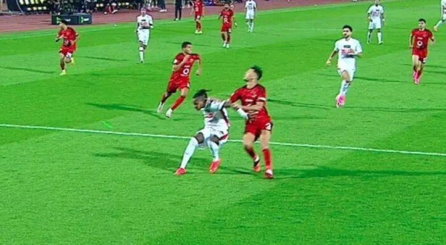 ميدو يثير الجدل بسبب لقطة أشرف داري وشيكو بانزا: «فضيحة تحكيمية»